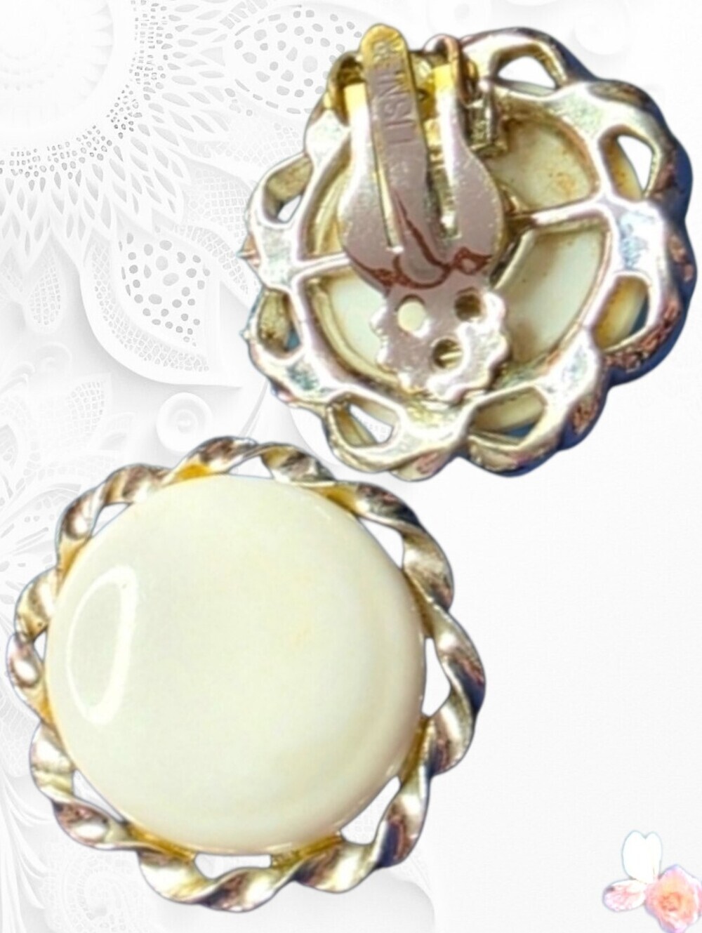Lisner Clip On Rhinestone Earrings Silver Tone White Vintage 852